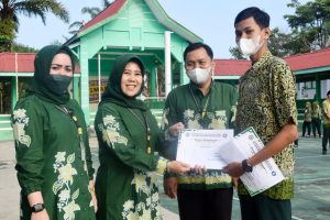 11 Mahasiswa Akper Setih Setio Berprestasi Raih Reward dari Kampus