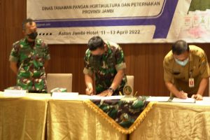 DTPHP Provinsi Jambi dan Kodam II/ Sriwijaya Teken MoU Terkait Program Pembangunan Pertanian