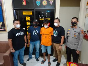 Pria Ini Curi Kotak Amal Untuk Main Game Online Serta Untuk Hura-hura