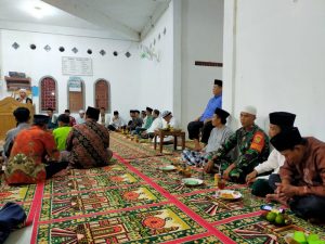 Sertu Daryono Koramil 416-07, Jelang Lebaran Waspadai Tindak Kejahatan