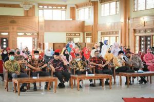 Lomba Fashion Show Baju Kebaya, Meriahkan Hari Kartini 2022 di Tebo