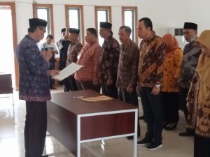 Usai Pelantikan, Ini Harapan Besar Sekdis Pendidikan Kepada Kepsek