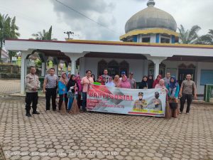 Sambut Hari Bhayangkara Ke 76, Polsek Rimbo Ilir Gelar Bhakti Sosial