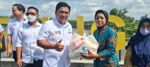 Bangkitkan Ekonomi Pasca-Pandemi, Jasa Raharja Bantu Pengaspalan Jalan Akses ke Embung Giriroto