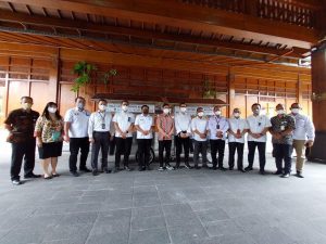 Kolaborasi BUMN Holding Perasuransian dan Penjaminan Salurkan Bantuan