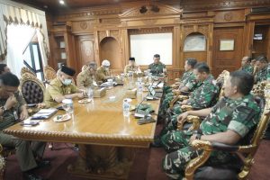 Jelang Kunker Kasad ke Jambi, Danrem 042/Gapu Bersama Gubernur Gelar Rapat Koordinasi