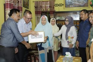 Momen HUT RI, Pemkab Bungo Sambangi Kediaman Veteran 