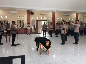 Kapolres AKBP Yuyan Pimpin Sertijab Waka Polres