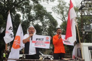 Ketua DPD Bersama Fraksi PKS DPRD Bungo Gelar Aksi Tolak Kenaikan Harga BBM