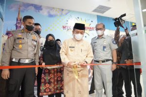 Haris Resmikan Gerai Samsat Mall Jambi WTC