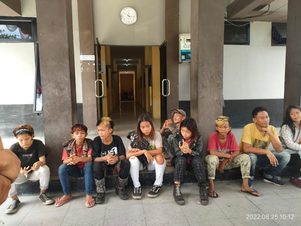 Anak Punk Kembali Resahkan Warga Bungo Terutama Pedagang