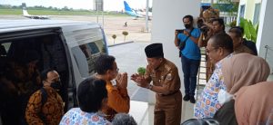 Kunker ke Jambi, Kepala BKKBN RI Disambut Wagub Abdulah Sani