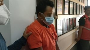 Kesucian Bunga Direnggut Sang Ayah? Ini Pandangan Psikolog