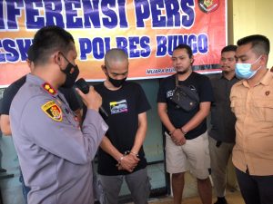 Asmara Berujung Maut, Pria Asal Solok Serahkan Diri ke Polisi