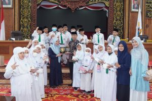 Edi Purwanto Terima Fieldtrip Siswa SD Islam Al Azhar 57 Jambi