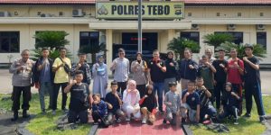 Kapolres Tebo Melepas Kontingen Karate Ikuti Kejuaraan di Jambi