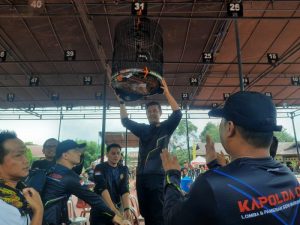 Kapolda Jambi Buka Lomba dan Seni Burung Berkicau