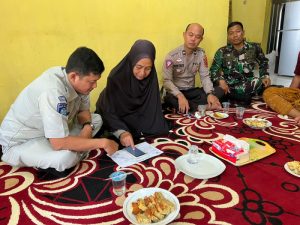 Jasa Raharja Sampaikan Hak Santunan Pengendara Sepeda Motor Meninggal Dunia di Pijoan