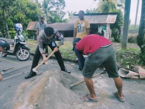 Tindak Lanjuti Curhat Warga Terkait Balap Liar, Polisi Pasang Speed Bump
