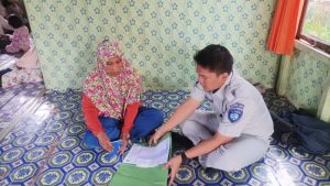 Jara Raharja Sampaikan Santunan Hak Kecelakaan Jalur 2 Parit Gampong
