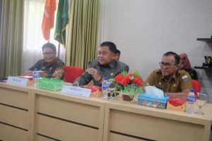 Penandatanganan MoA Antar Pemkab Muaro Jambi Dihadiri Sekda Budhi