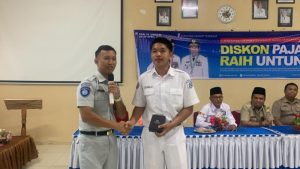 Tim Samsat Kerinci Sosialisasikan Pemutihan Pajak di SMKN 2 Sungai Penuh