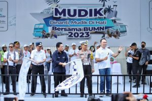Menteri BUMN Bersama Menhub Lepas Ribuan Pemudik BUMN dari GBK