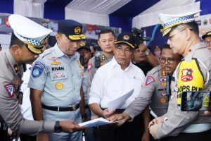 Menko PMK, Kakorlantas Polri dan Dirut Jasa Raharja Gelar Pelepasan Mudik Balik