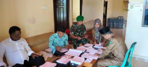 Babinsa Serka Azis Motivasi Para Kadus Terkait Pajak Bumi