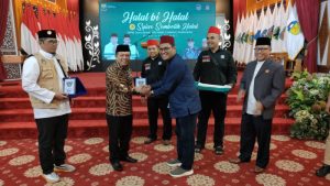Gubernur Al Haris Halal Bihalal dengan Juleha