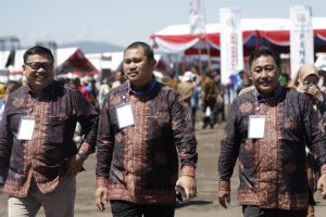 Bupati Bungo Hadiri Pembukaan Pekan Nasional KTNA ke XVI Sumatera Barat