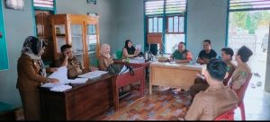 Rajut Kemitraan,Sertu Ishak Komsos Dengan Pemdes Perintis Jaya