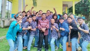 Siswa SMAN 2 Tebo Ceria Semuanya Naik Kelas