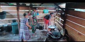 Babinsa Sertu Wianto Motivasi Pemilik Usaha Keripik Tempe