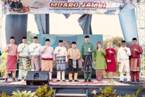 Ketua DPRD Yuli Setia Bakti, Apresiasi Festival Candi Muaro Jambi