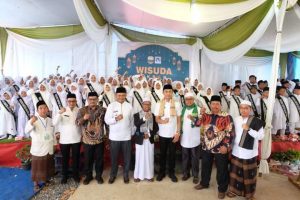 Pejabat Bupati Muaro Jambi Hadiri Wisuda Akbar Tahfiz Qur’an