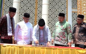 Al Haris Resmikan Masjid Baiturrahim Rantau Keloyang Bungo