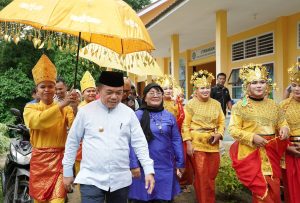 Kunjungi SMKN 8 Bungo, Al Haris Dengar Curhat Para Guru