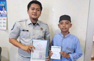 Pengendara Sepeda Motor Menerima Santunan dari Jasa Raharja 