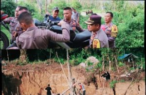 Sikat Penambang Emas Ilegal, Lima Pelaku Peti Diamankan di Polres Tebo