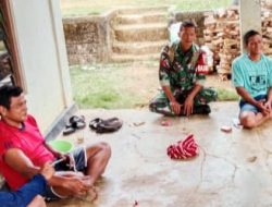 Pilkada Kondusif, Babinsa Teguh Ajak Warga Jangan Termakan Berita Hoaks