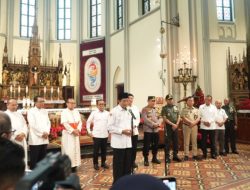 Menang Nasaruddin Sapa Umat Kristiani di Gereja Momen Natal 2024