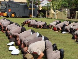 52 Personel Polres Bungo Sujud Syukur Setelah Naik Pangkat