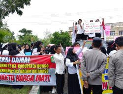 Ratusan Tenaga Honor R2 R3 Datangi Kantor Bupati Bungo