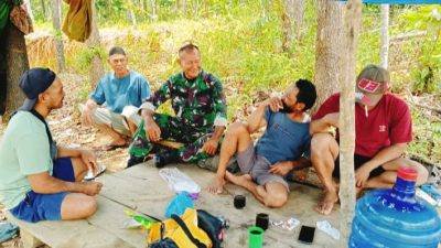 Musim Penghujan, Babinsa Sukarman Ajak Masyarakat Jaga Kesehatan Keluarga