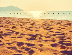 Cerpen: Jejak di Pasir