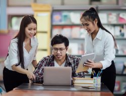 Pentingnya Kolaborasi Antar Disiplin Ilmu di Perguruan Tinggi