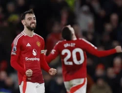 Manchester United Tundukkan Ipswich Town 3-2 dalam Laga Dramatis di Old Trafford