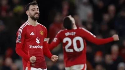 Manchester United Tundukkan Ipswich Town 3-2 dalam Laga Dramatis di Old Trafford