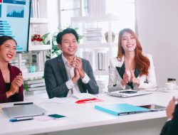 Membangun Gaya Hidup Positif di Lingkungan Kerja untuk Produktivitas Optimal